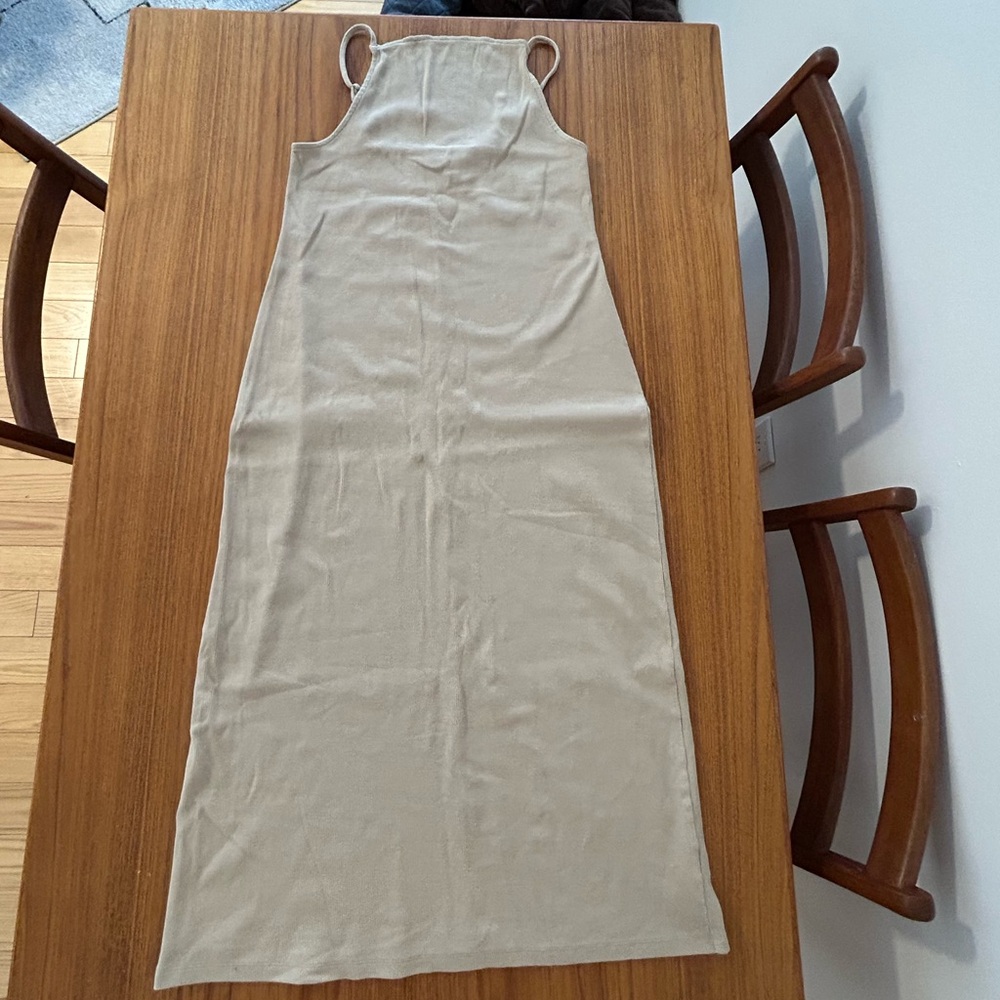Ribbed midi dress